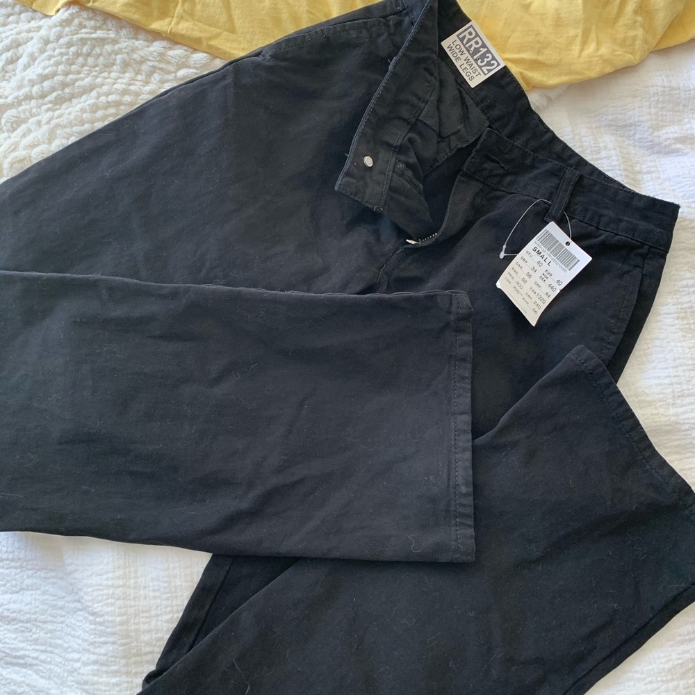 BRANDY MELVILLE JEANS//small